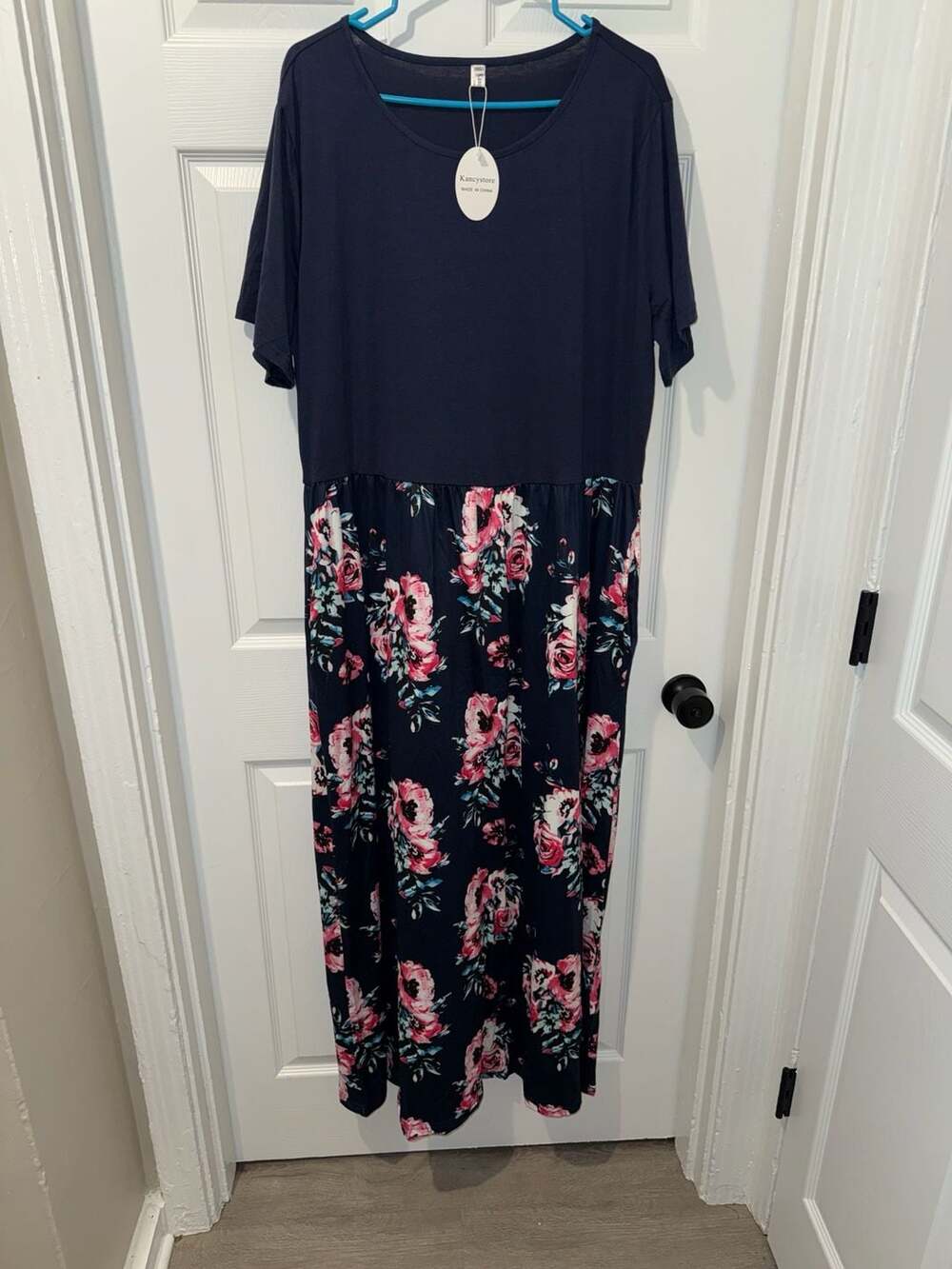 Kancystore Women's Plus Size Floral Print Short Sleeve Maxi Dress, Size 3XL - Picture 4 of 5